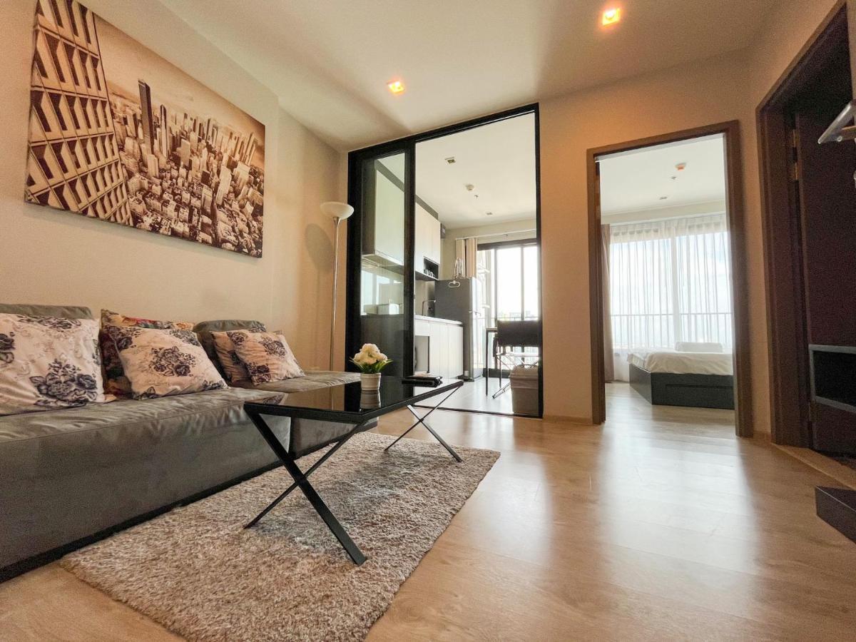 The Base Prime Apartment Pattaya Bagian luar foto