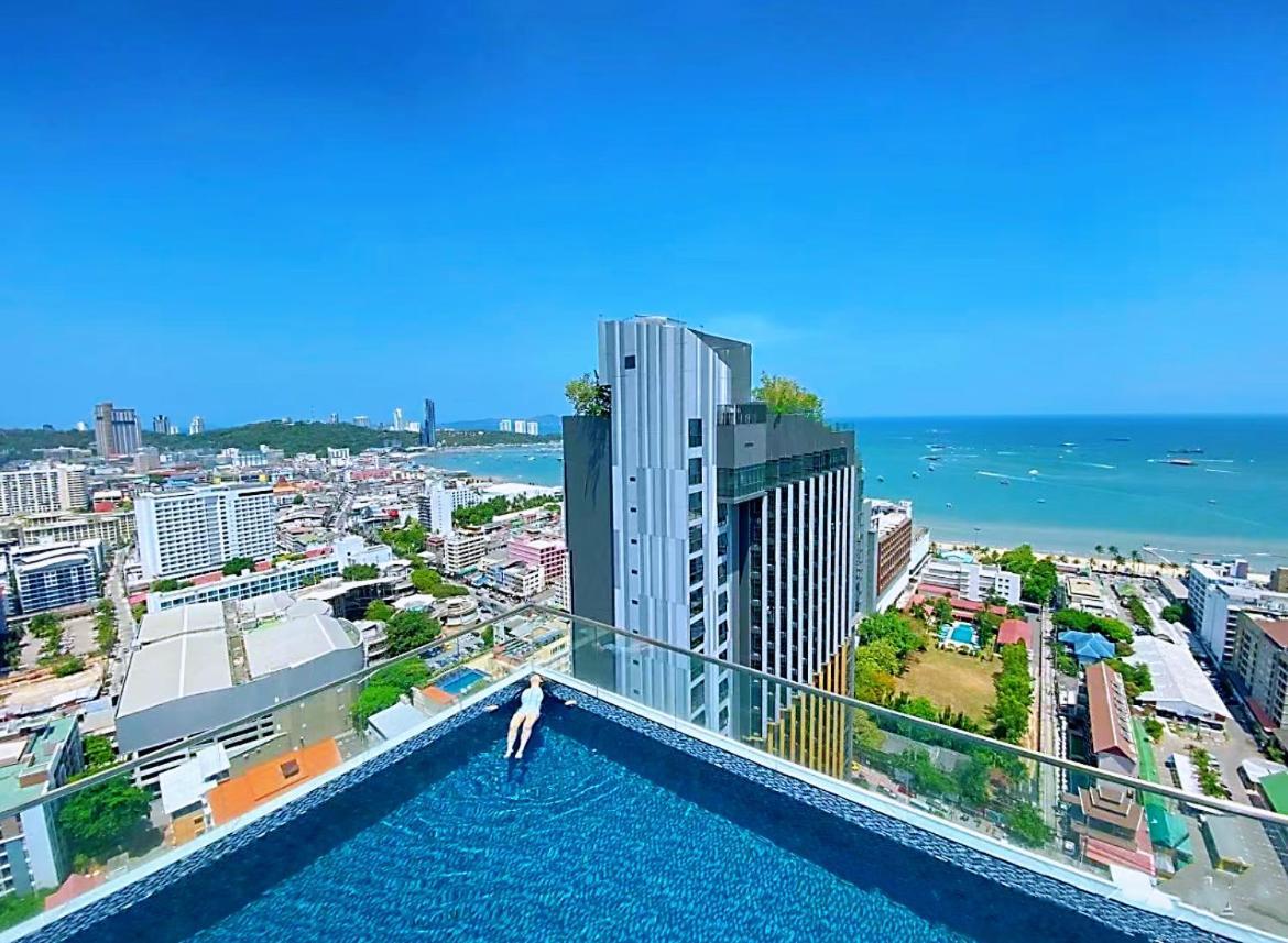 The Base Prime Apartment Pattaya Bagian luar foto