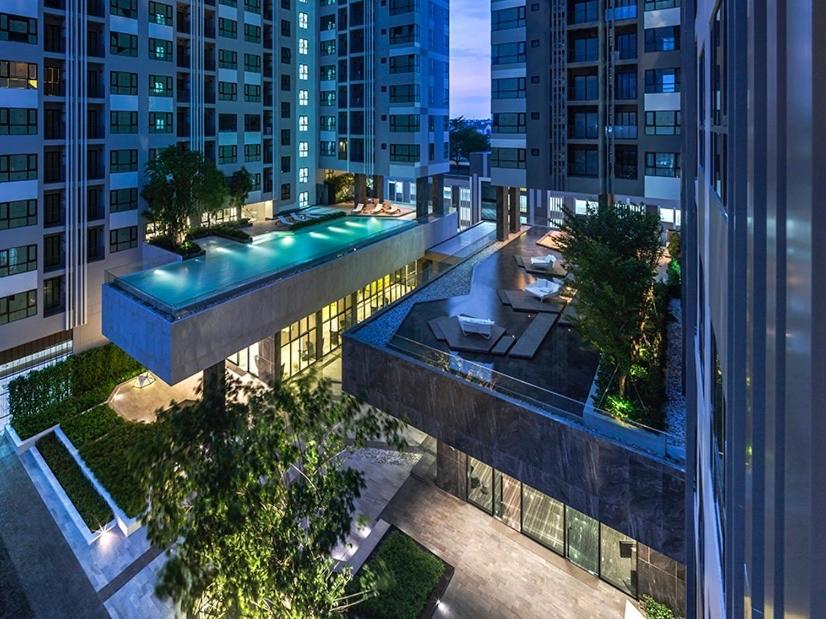 The Base Prime Apartment Pattaya Bagian luar foto