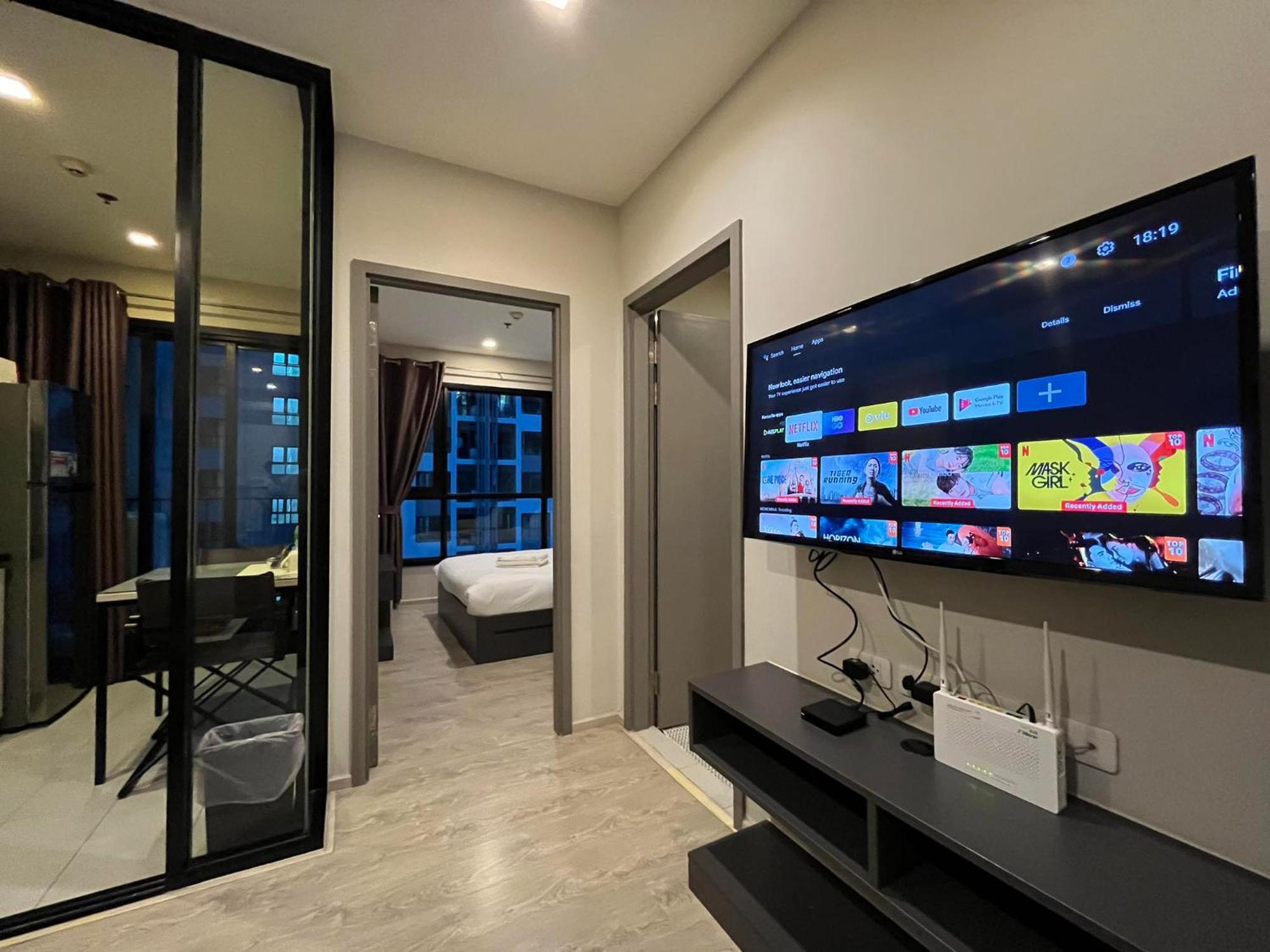 The Base Prime Apartment Pattaya Bagian luar foto
